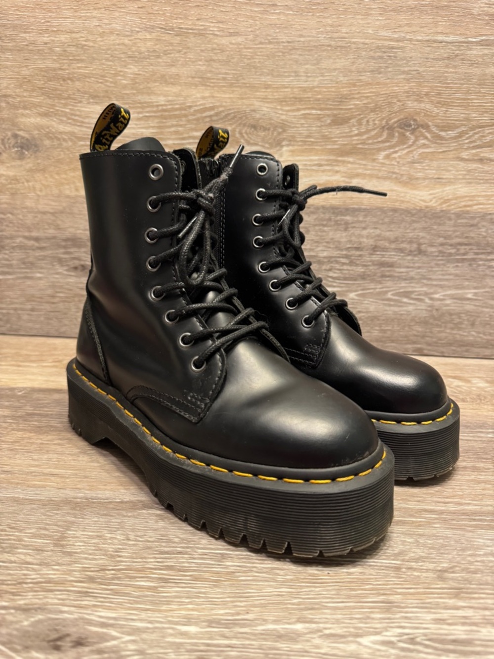 Dr. Martens Jadon 8 Eye Platform Boots Black Oil Resistant Air Cushion